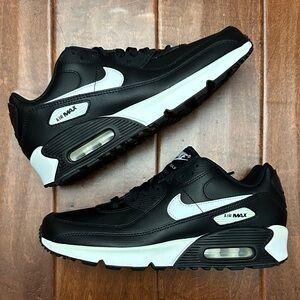 Nike Air Max 90  Classic Black and White Shoes